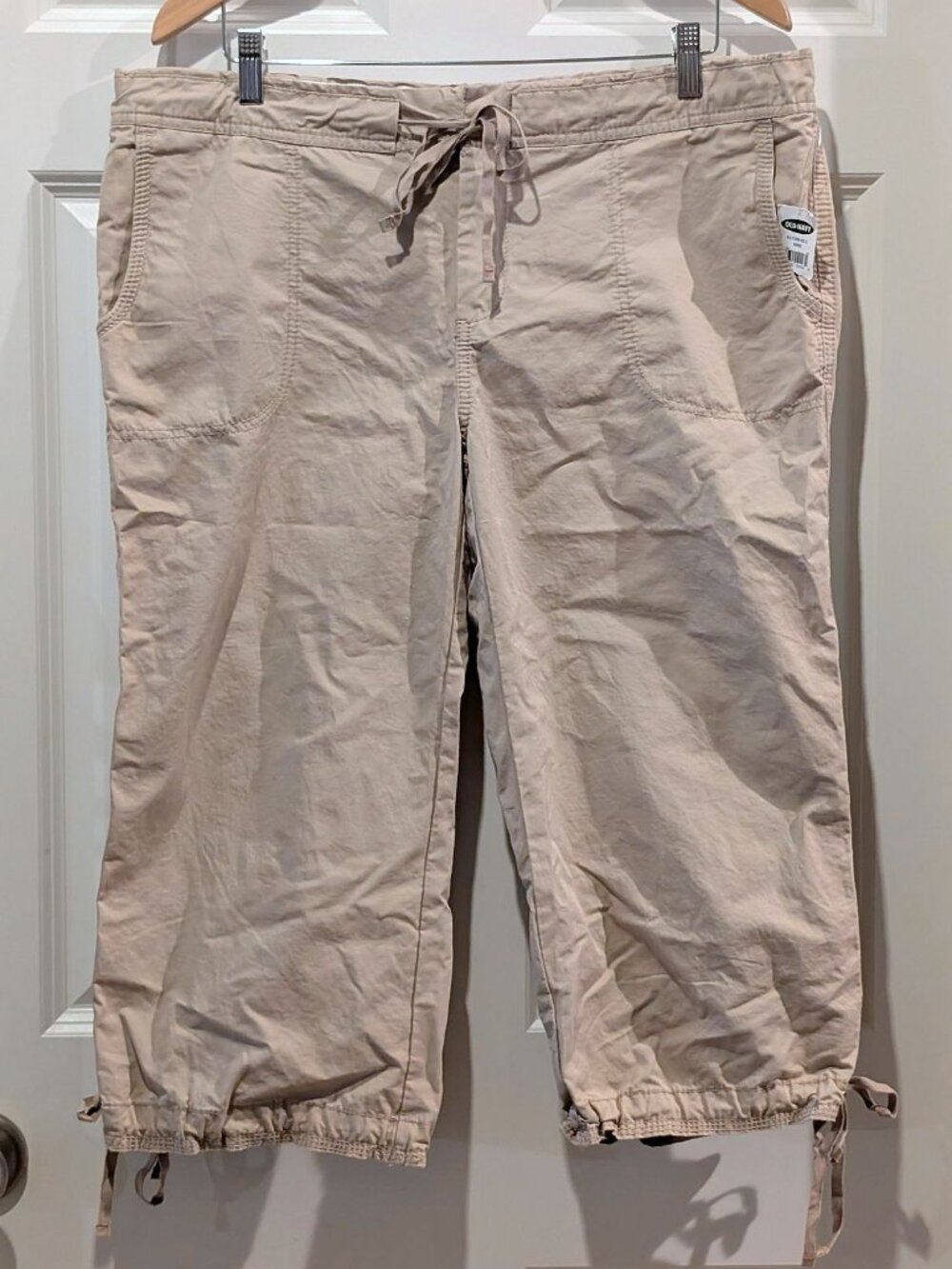 VTG NWT Old Navy Tan 100% Cotton Y2K 2000s Low Rise Cargo Capri 3/4 Pants Size L
